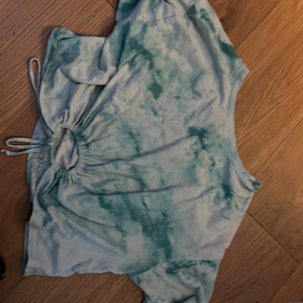 Tie-dye blue crop top